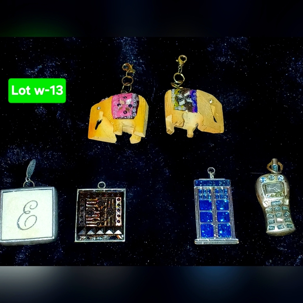6  Misc Necklace   Pendant Lot